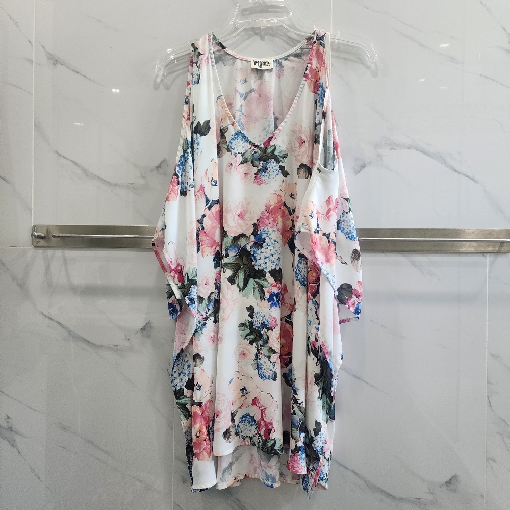 Show Me Your Mumu Floral Oversized V necked Cut Sleeve Size Medium